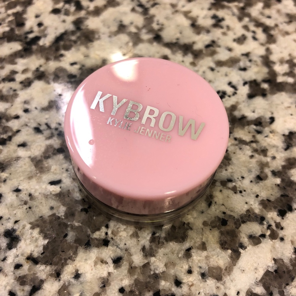 Kybrow Pomade